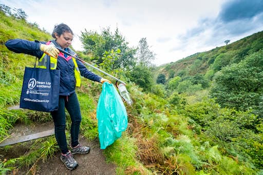 Clean Up Scotland Workers